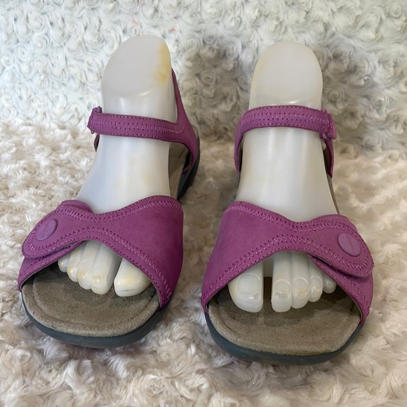 Dansko sandals - Picture 2 of 11